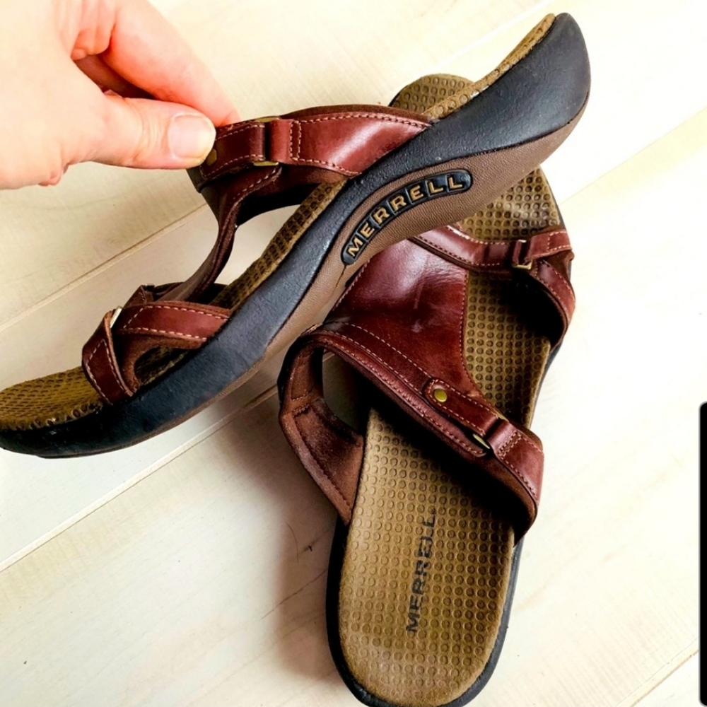 Merrell Leather Sandals - Picture 2 of 4